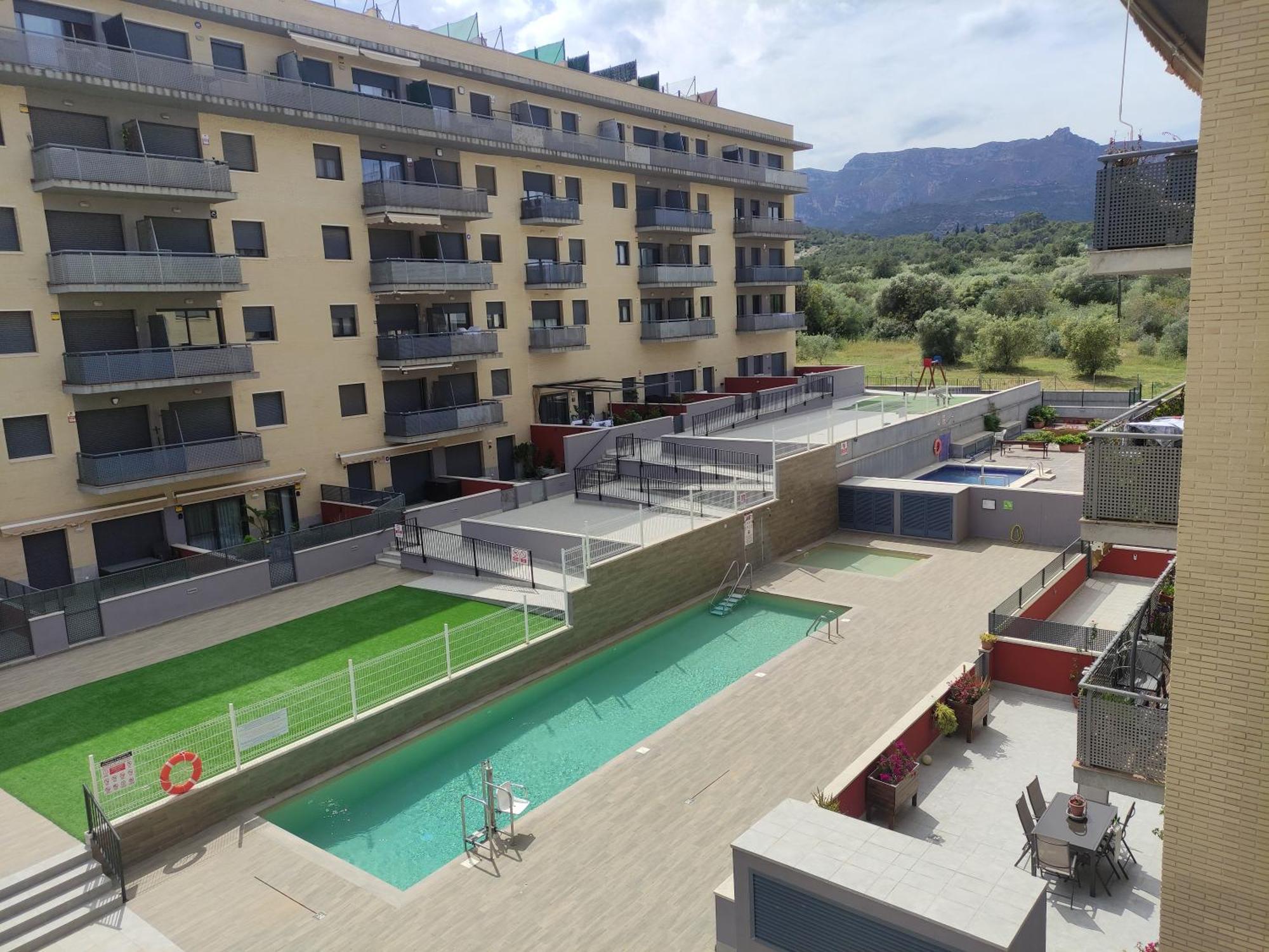 Apartamento Nuevo Con Piscina Y Amplio Balcon Sant Carles de la Ràpita Exterior foto